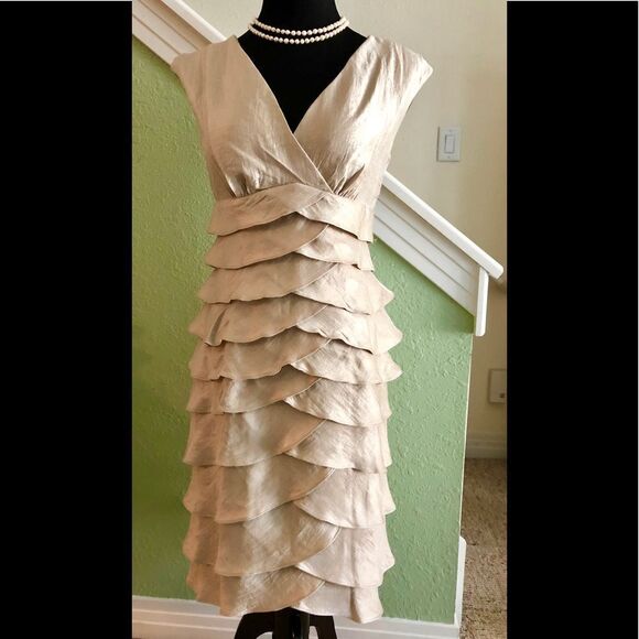 Beautiful fun dress by London Style in 8 - Picture 1 of 2